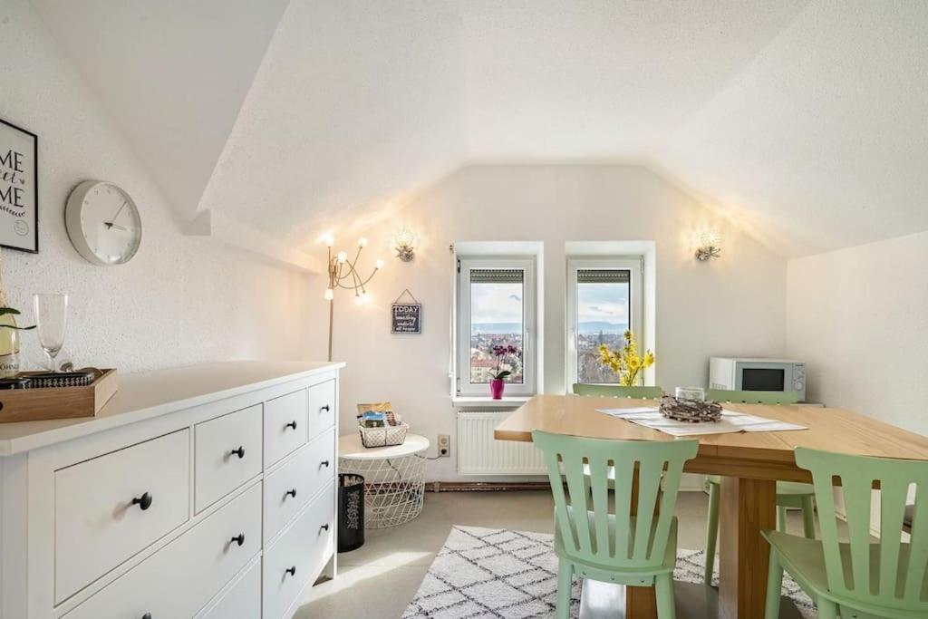 Blick Ueber Dresden - Terrasse - 3 Zimmer - Modern Renoviert Екстериор снимка